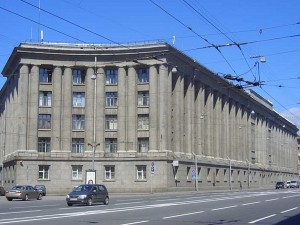 здание арбитражного суда в Санкт-Петербурге